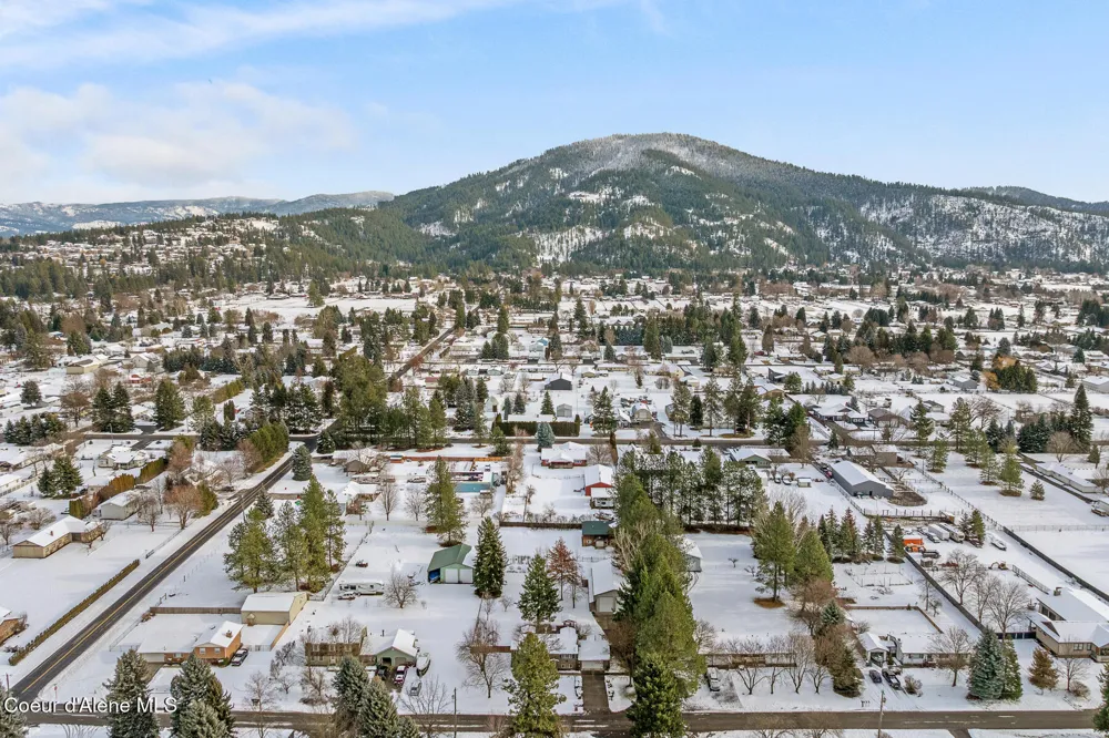 7088 Colfax Street Dalton Gardens, ID 83815