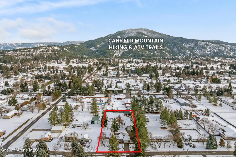 7088 Colfax Street Dalton Gardens, ID 83815