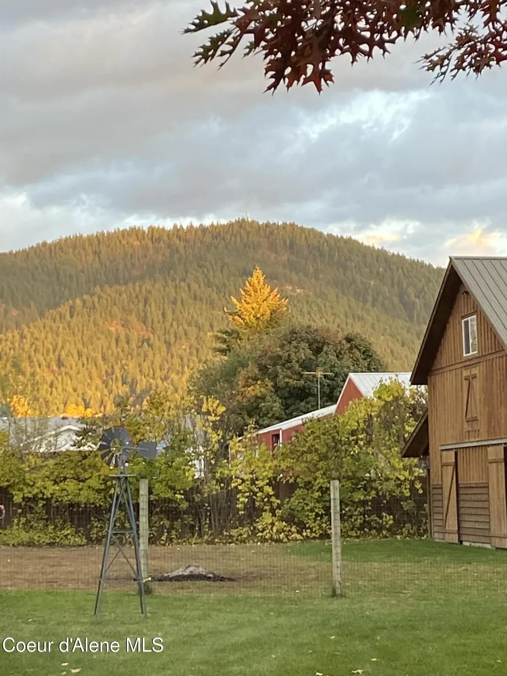 7088 Colfax Street Dalton Gardens, ID 83815