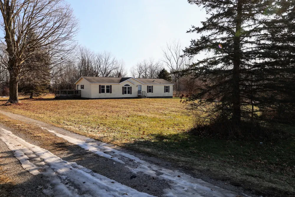 1767 Flanders Road Charlotte, MI 48813