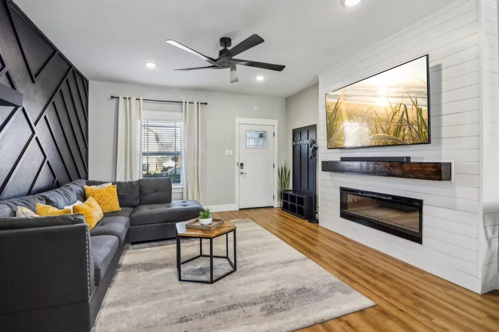 6165 River Pointe Drive Fort Worth, TX 76114