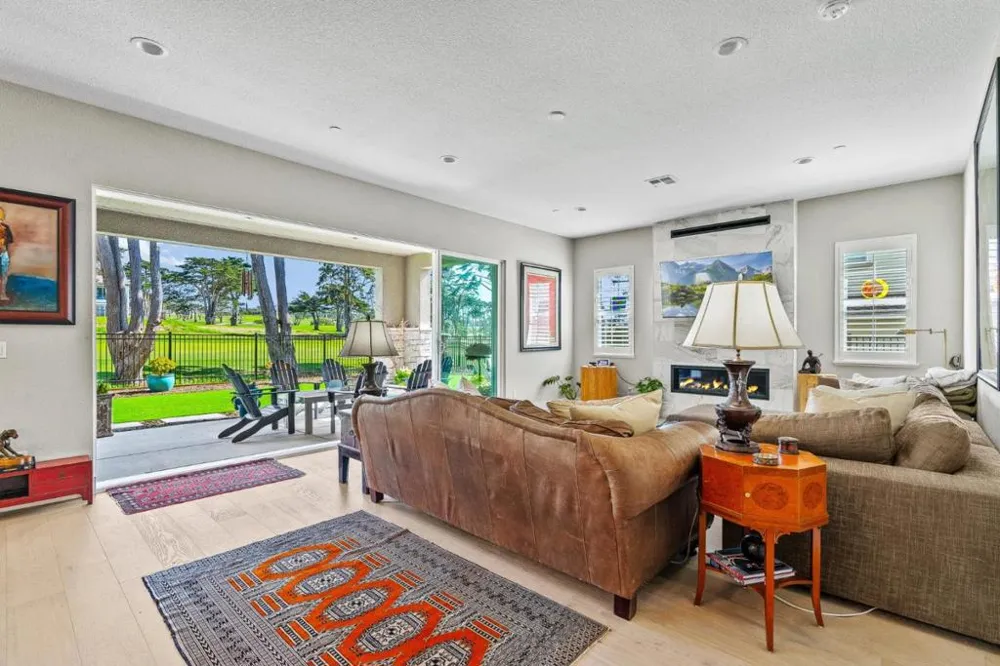 1838 Links Drive Seaside, CA 93955