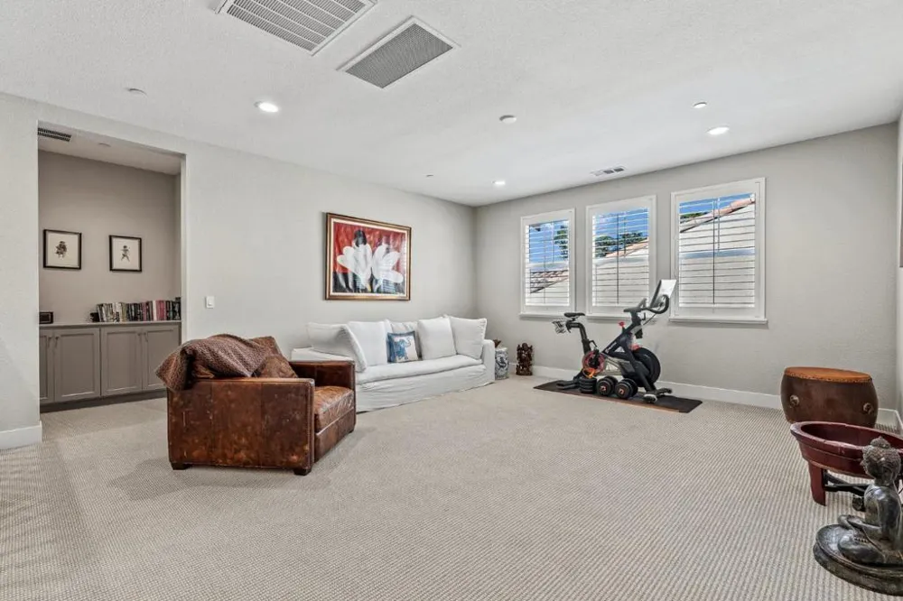 1838 Links Drive Seaside, CA 93955