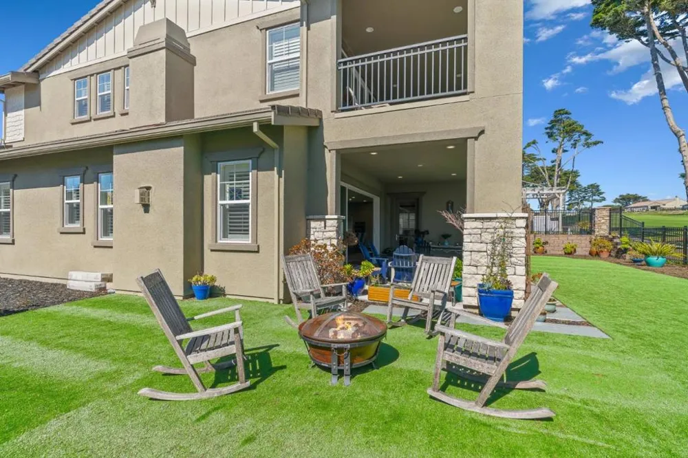 1838 Links Drive Seaside, CA 93955
