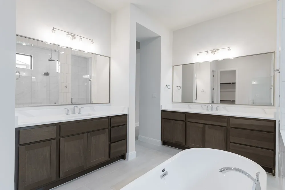 366 Crosswater Lane Dripping Springs, TX 78620