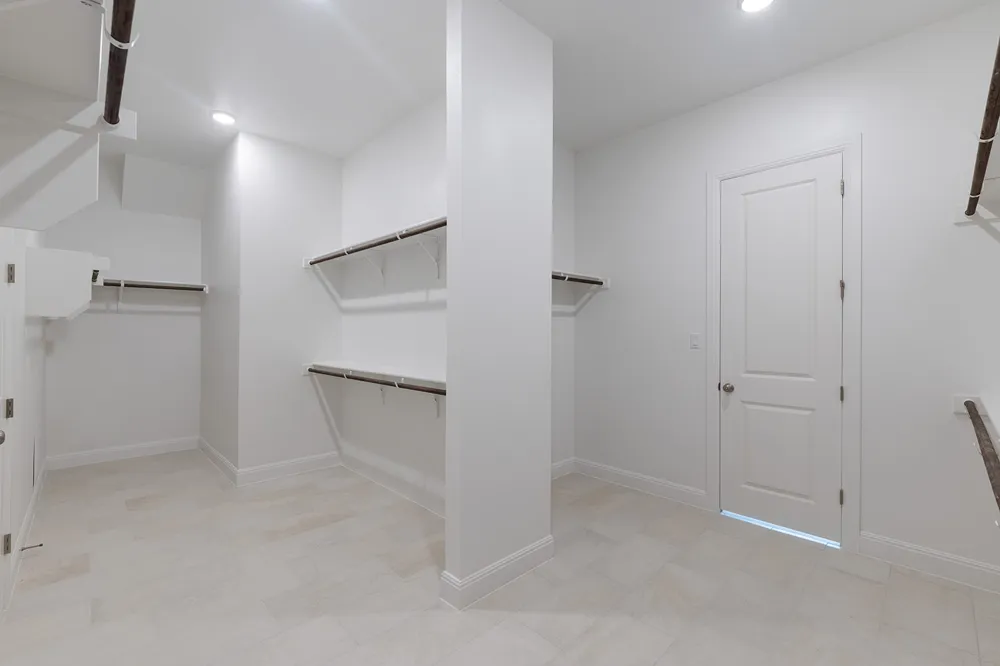 366 Crosswater Lane Dripping Springs, TX 78620
