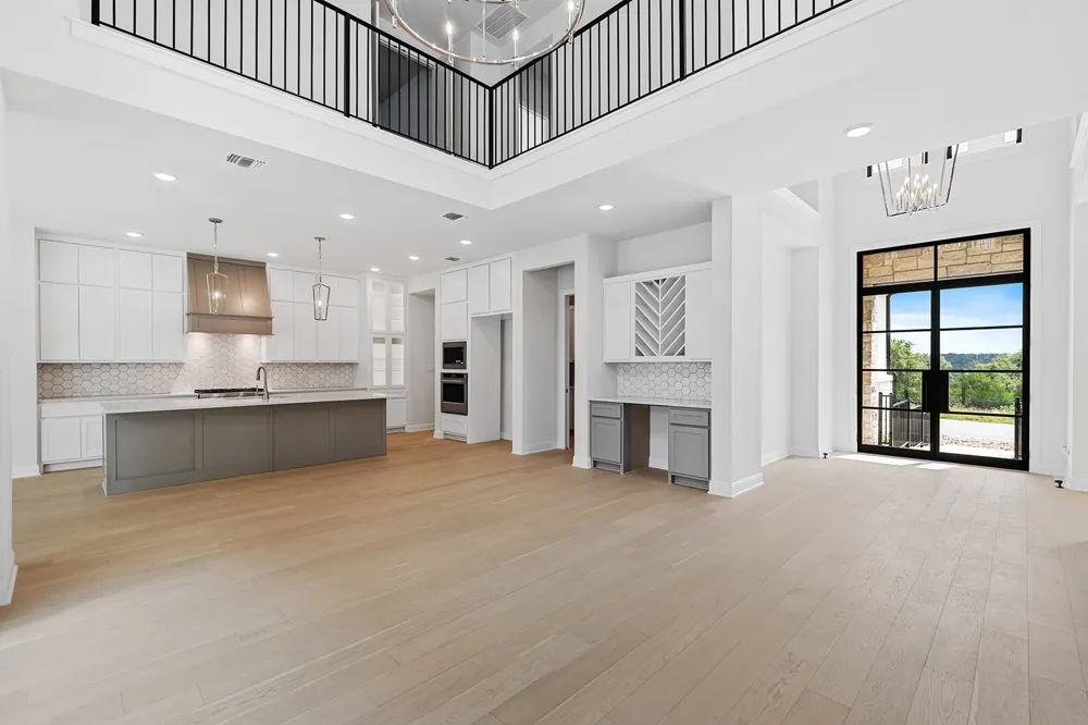 366 Crosswater Lane Dripping Springs, TX 78620