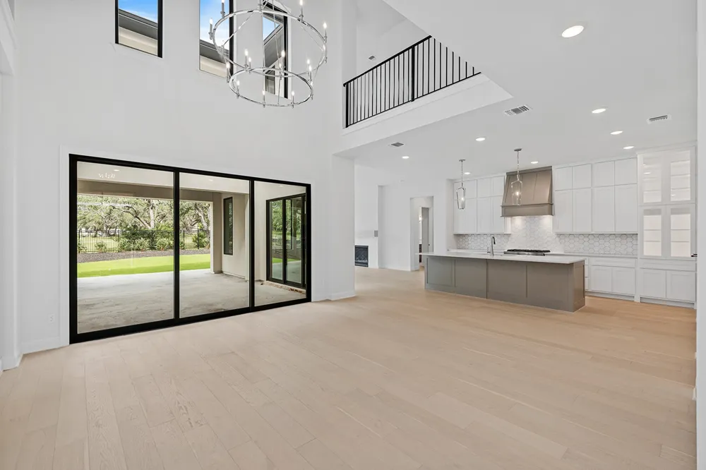366 Crosswater Lane Dripping Springs, TX 78620