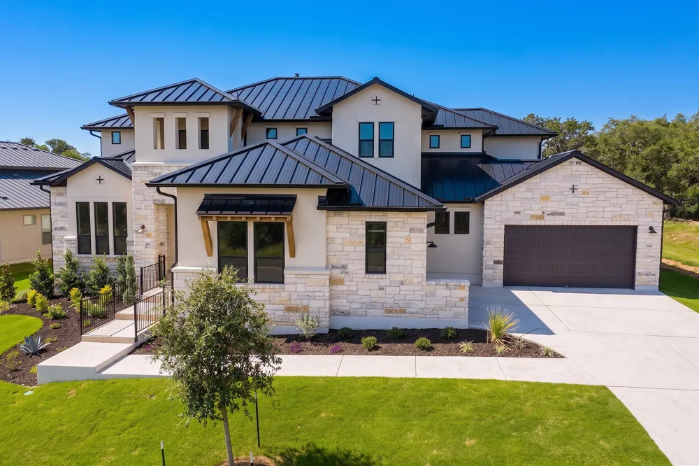 366 Crosswater Lane Dripping Springs, TX 78620