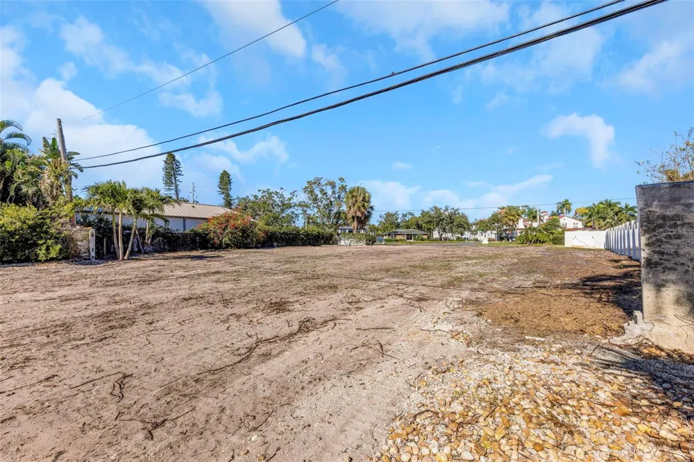 105 ESTADO WAY NE St Petersburg, FL 33704