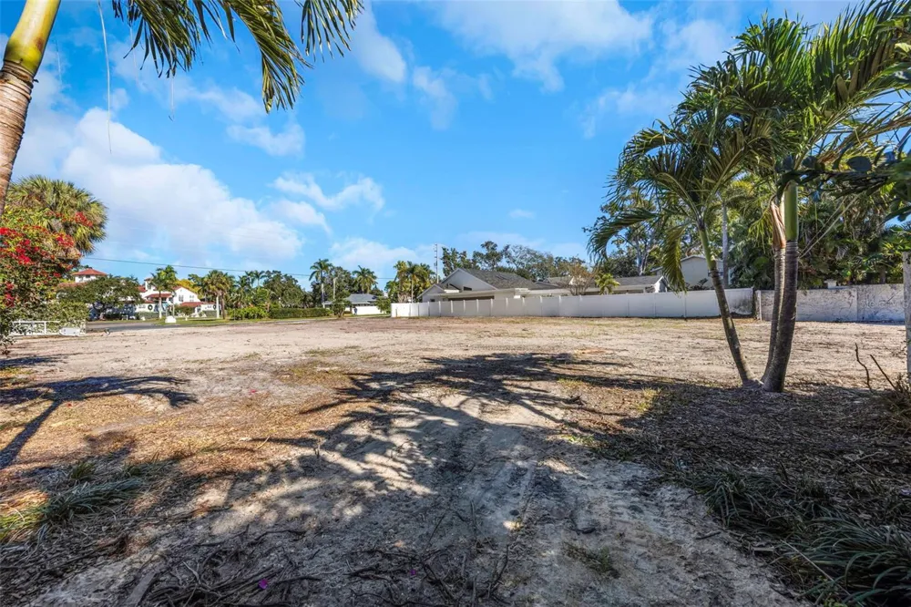 105 ESTADO WAY NE St Petersburg, FL 33704