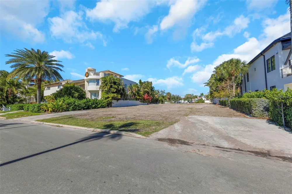 105 ESTADO WAY NE St Petersburg, FL 33704
