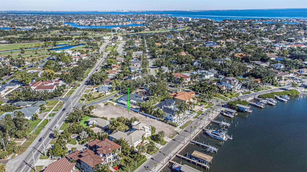 105 ESTADO WAY NE St Petersburg, FL 33704