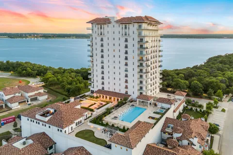 2800 Lakeside Parkway #1603