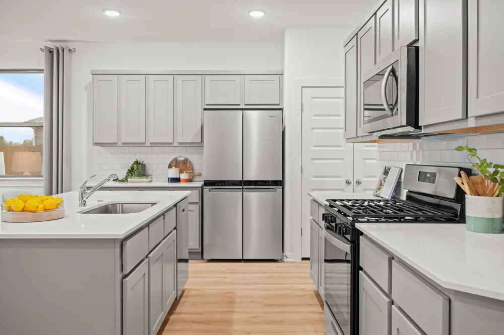 1102 Universal Drive Hutto, TX 78634