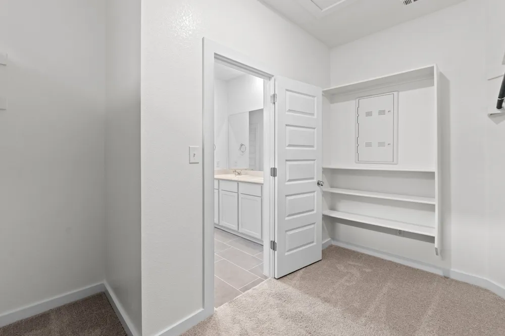 1102 Universal Drive Hutto, TX 78634