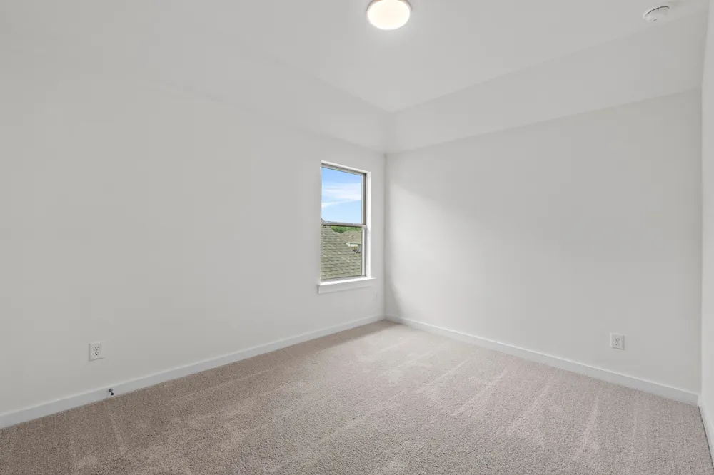 1102 Universal Drive Hutto, TX 78634