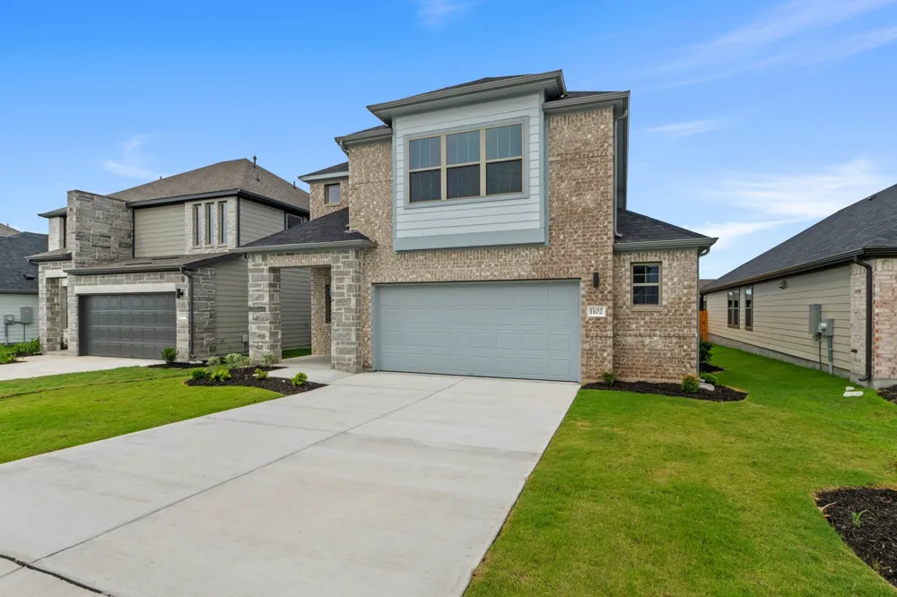 1102 Universal Drive Hutto, TX 78634