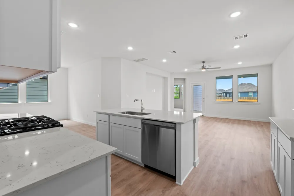 1102 Universal Drive Hutto, TX 78634