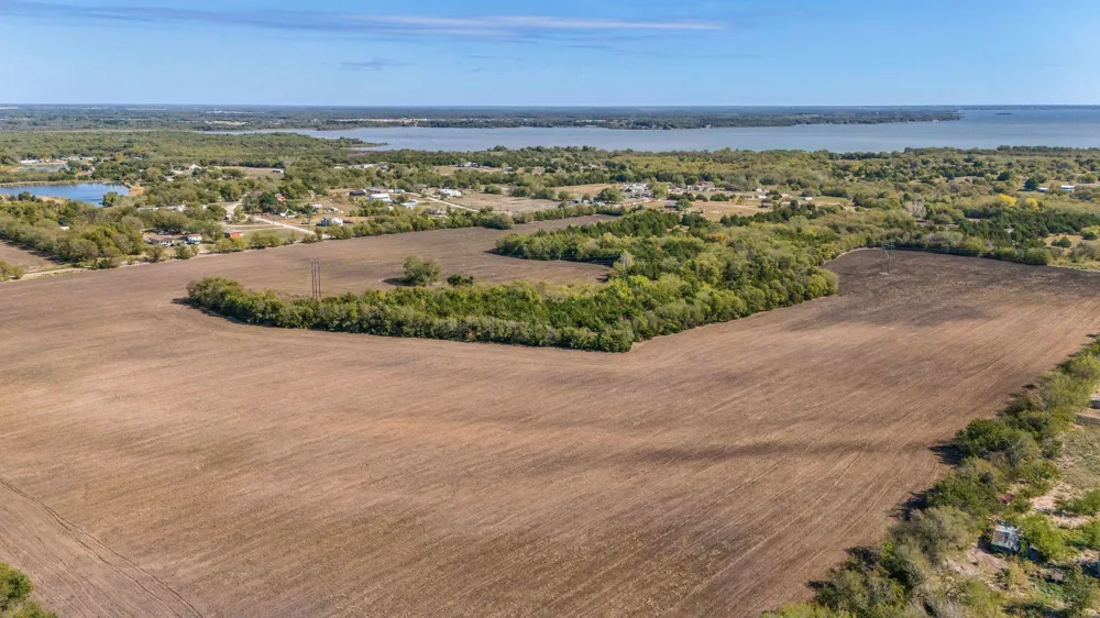 51 County Road 3603 Quinlan, TX 75474