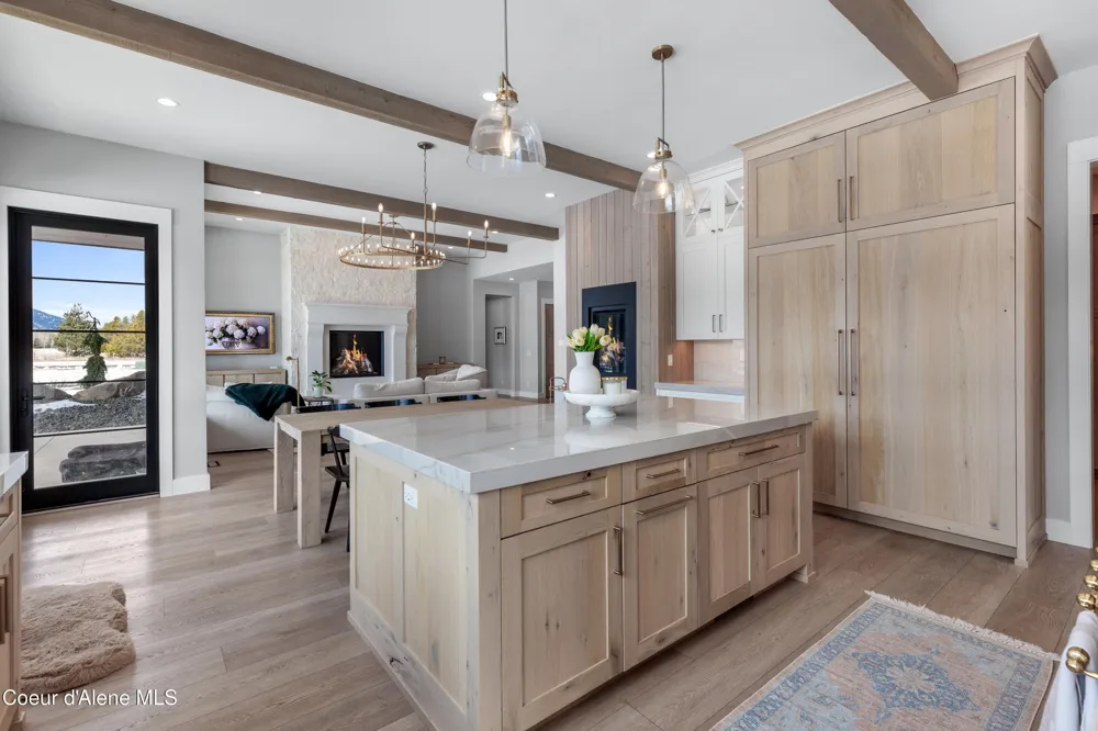 713 Center Valley Road Sandpoint, ID 83864