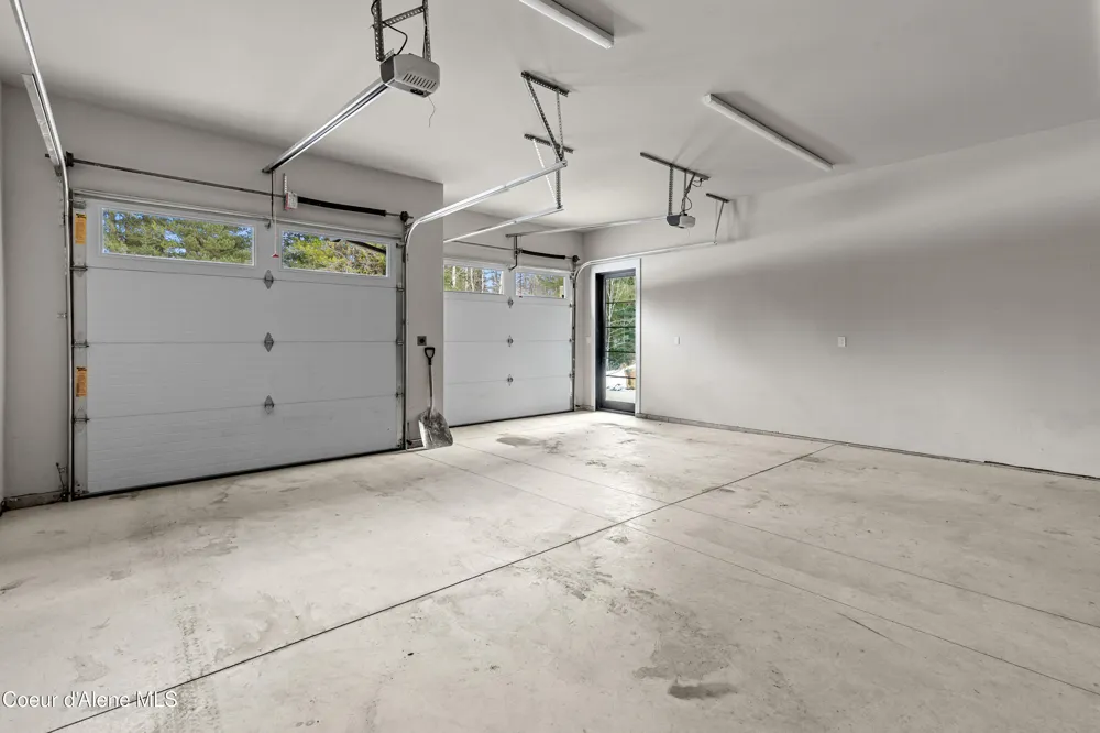 713 Center Valley Road Sandpoint, ID 83864