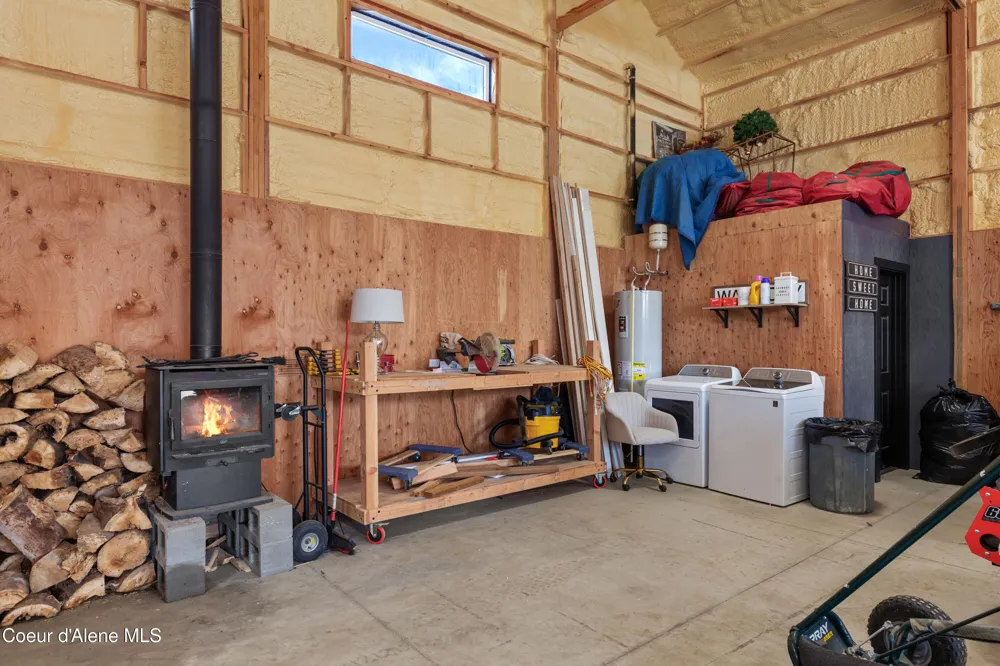 713 Center Valley Road Sandpoint, ID 83864