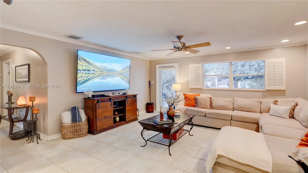 150 Azalea St. Plantation Key, FL 33070