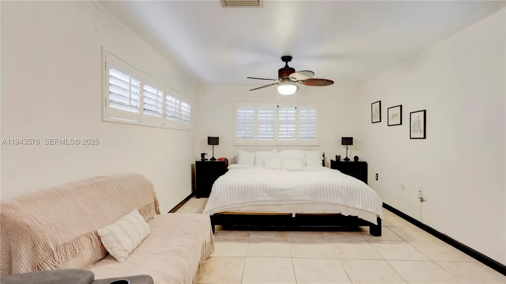 150 Azalea St. Plantation Key, FL 33070