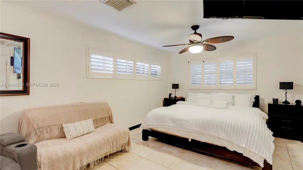 150 Azalea St. Plantation Key, FL 33070
