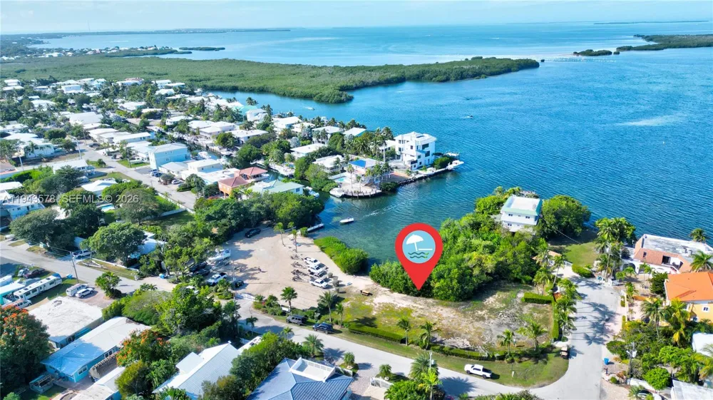 150 Azalea St. Plantation Key, FL 33070