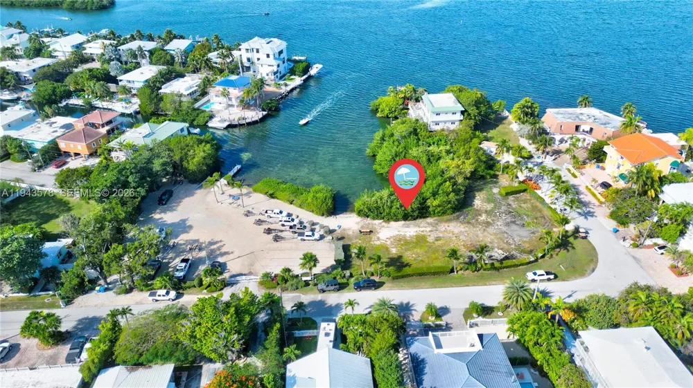 150 Azalea St. Plantation Key, FL 33070
