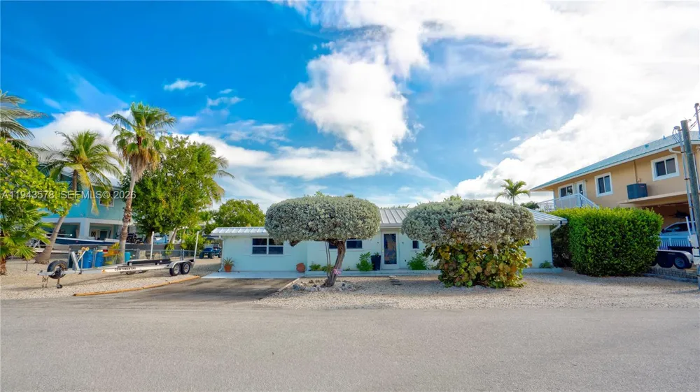 150 Azalea St. Plantation Key, FL 33070