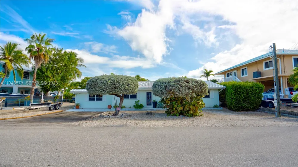 150 Azalea St. Plantation Key, FL 33070