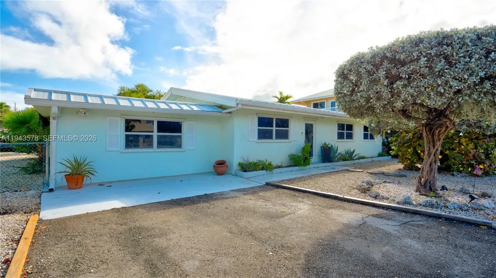 150 Azalea St. Plantation Key, FL 33070