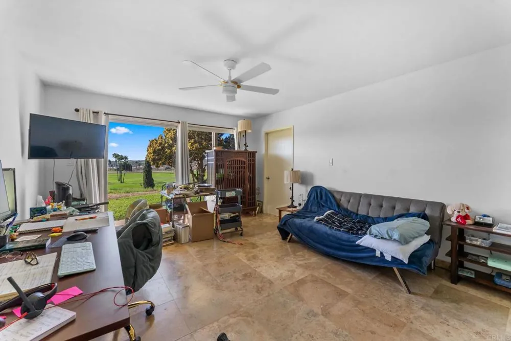 32 Via Casitas Bonsall, CA 92003