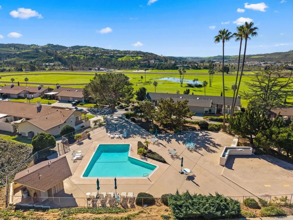 32 Via Casitas Bonsall, CA 92003