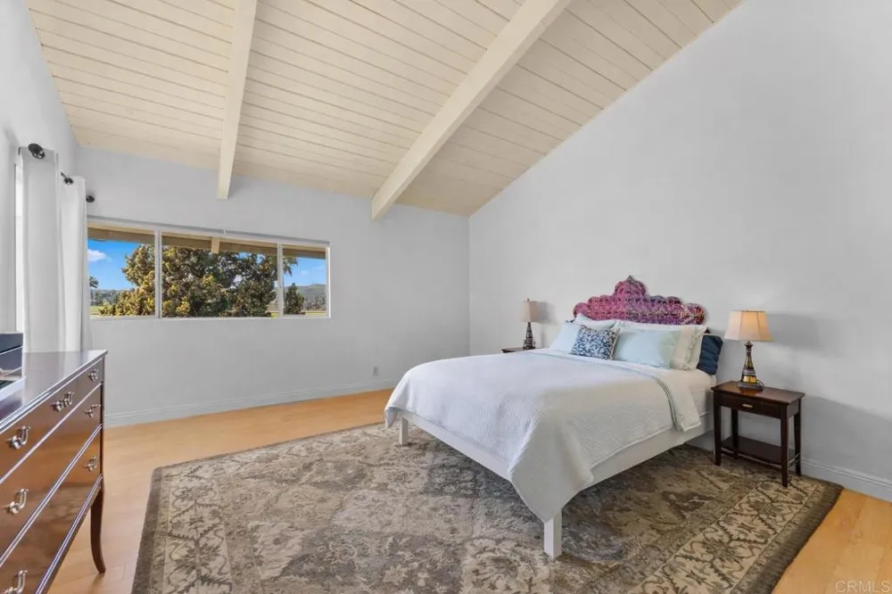 32 Via Casitas Bonsall, CA 92003