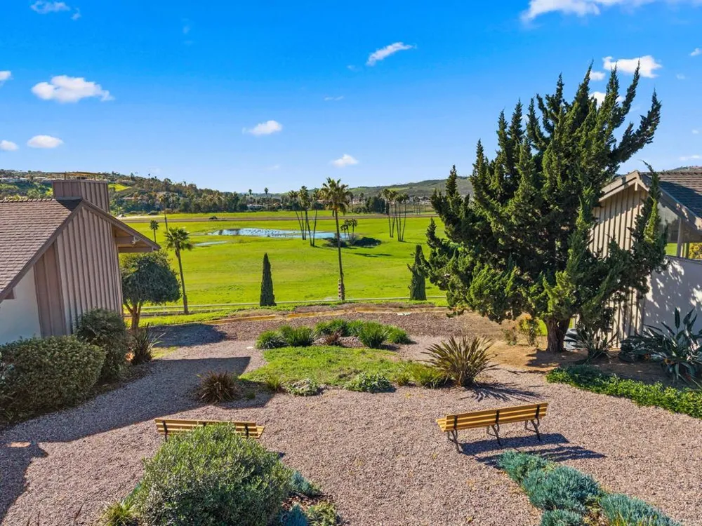 32 Via Casitas Bonsall, CA 92003