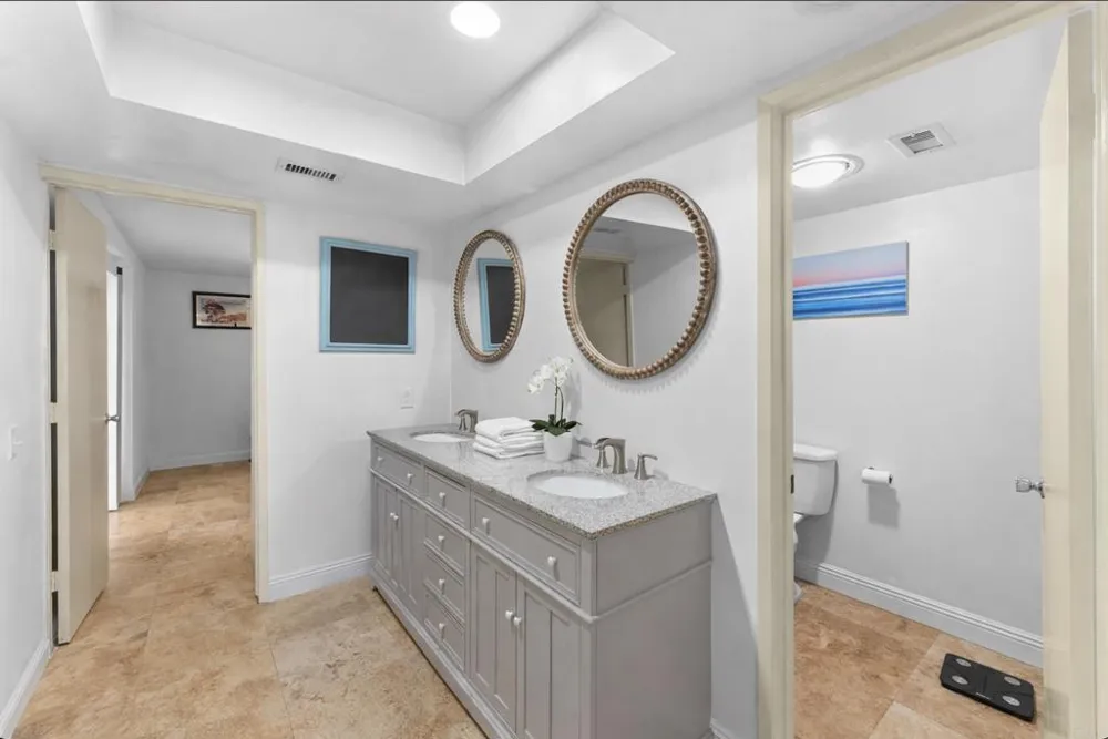 32 Via Casitas Bonsall, CA 92003