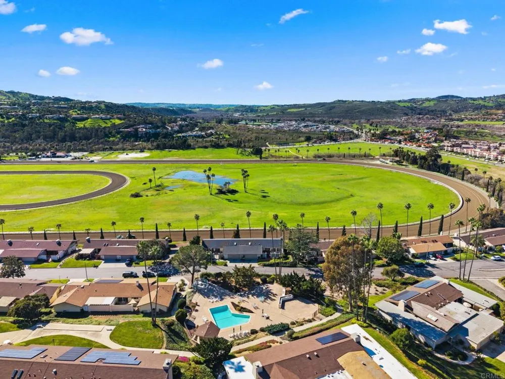 32 Via Casitas Bonsall, CA 92003