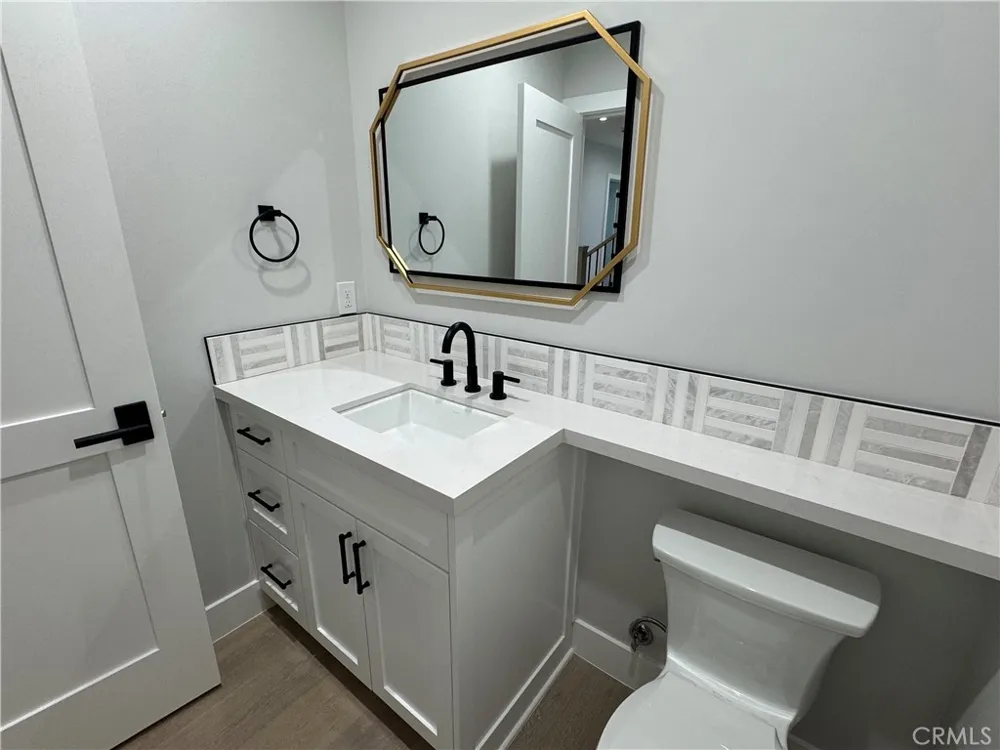 1612 Gates Avenue Manhattan Beach, CA 90266
