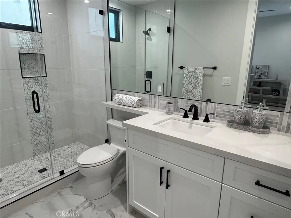 1612 Gates Avenue Manhattan Beach, CA 90266