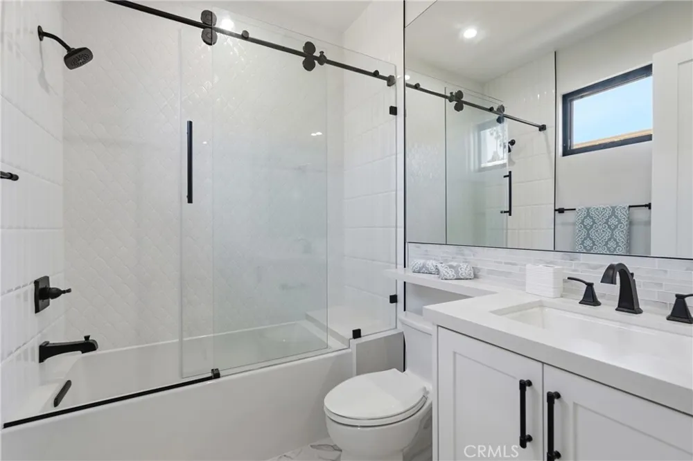 1612 Gates Avenue Manhattan Beach, CA 90266