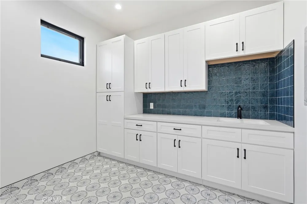 1612 Gates Avenue Manhattan Beach, CA 90266