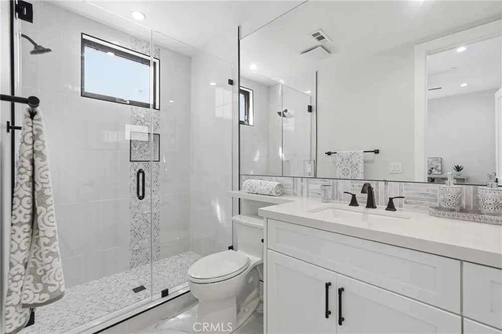 1612 Gates Avenue Manhattan Beach, CA 90266