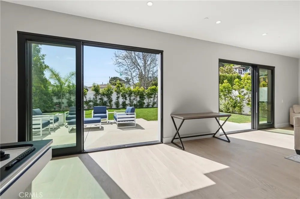 1612 Gates Avenue Manhattan Beach, CA 90266