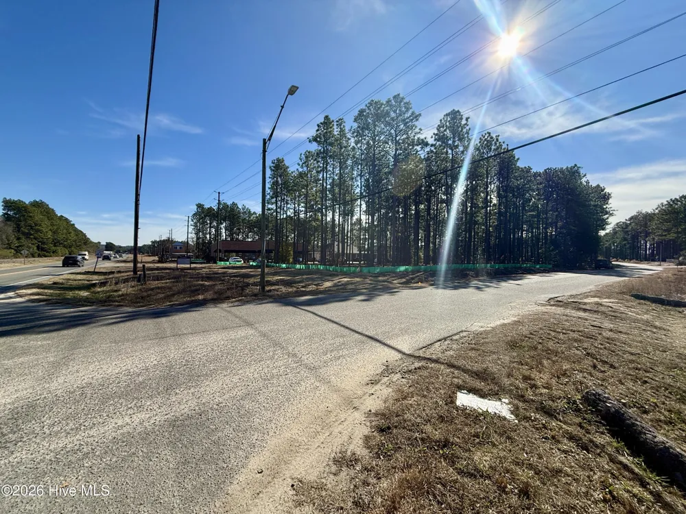 3040 Carolina 5 Aberdeen, NC 28315