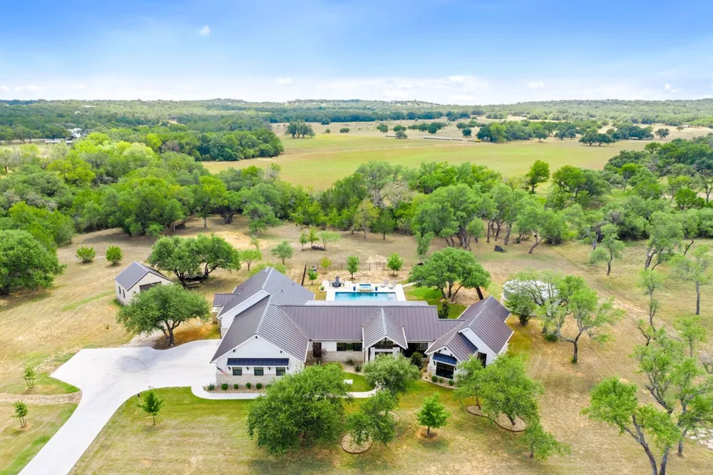 338 Morning Dew Drive Round Mountain, TX 78663