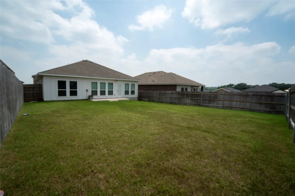 2208 Chia Court Temple, TX 76501